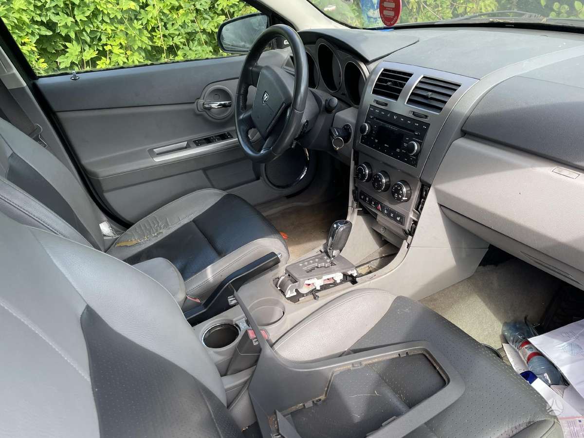 Dodge Avenger for parts
