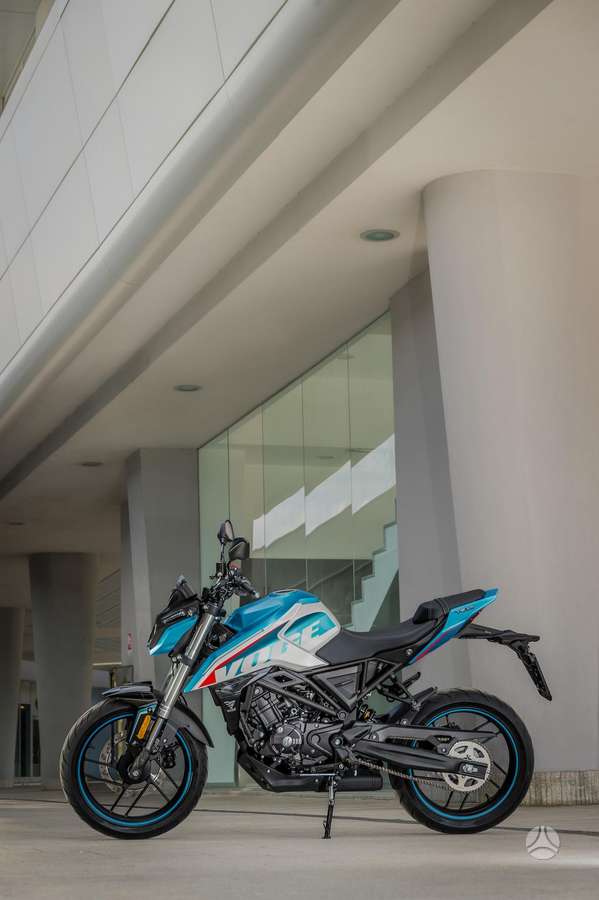 VOGE Brivido 125cc, street / classic