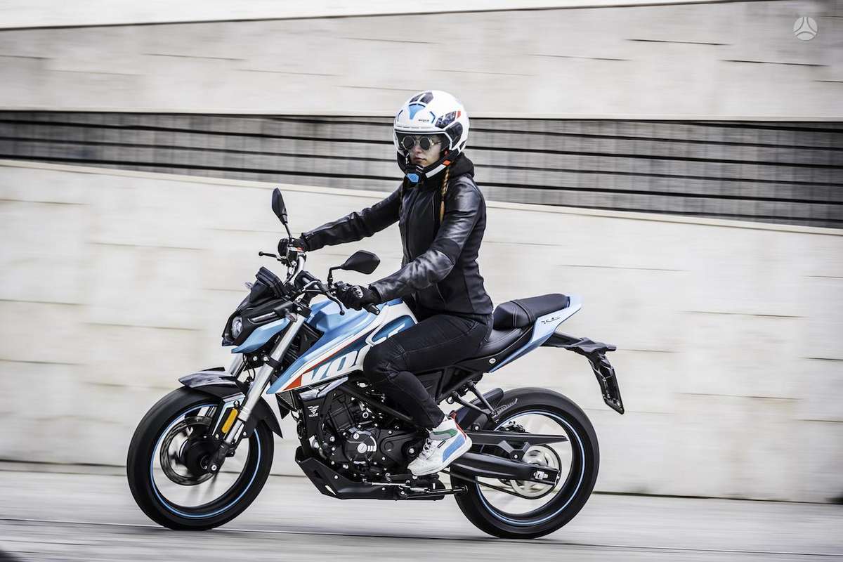 VOGE Brivido 125cc, street / classic