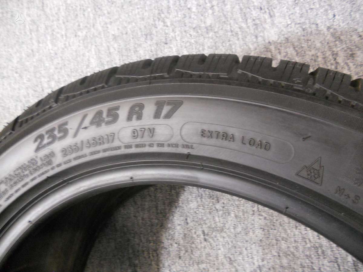 Michelin 95% Pilot Alpin4, winter 235/50 R17