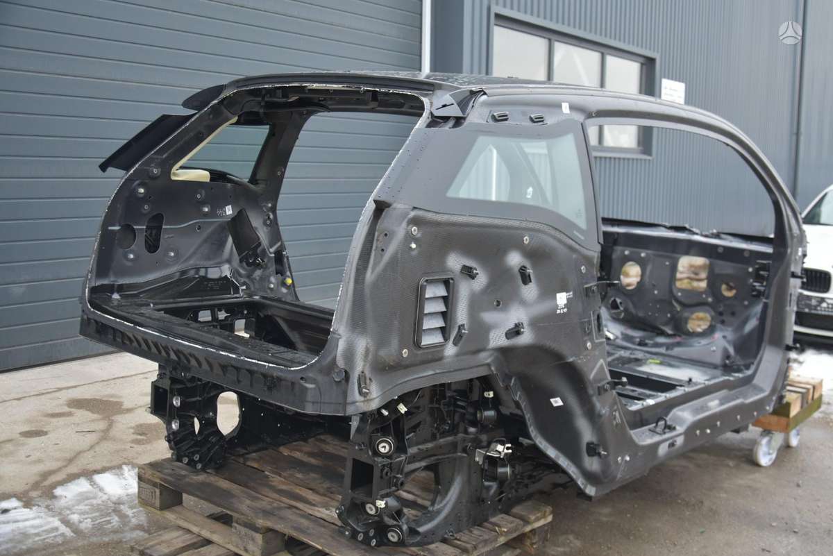 BMW i3 kėbulo dalys
