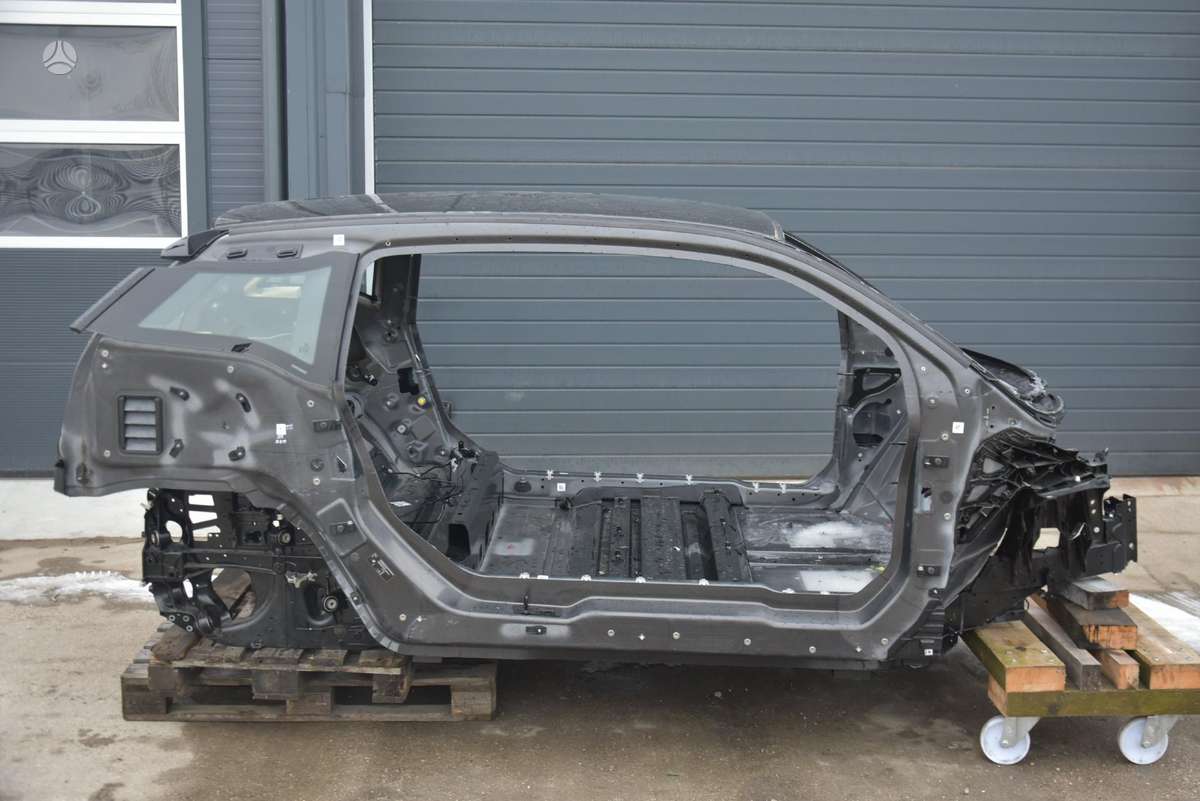 BMW i3 kėbulo dalys