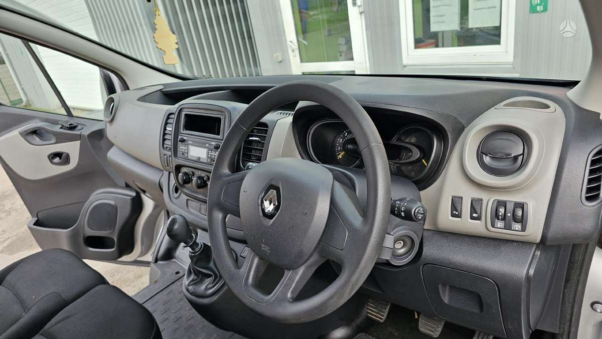 Renault Trafic for parts. Dalimis