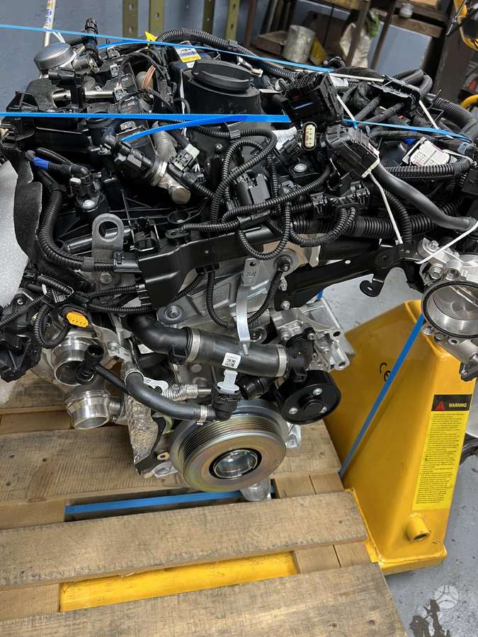 BMW 330, B48B20B naujas variklis, двигатель