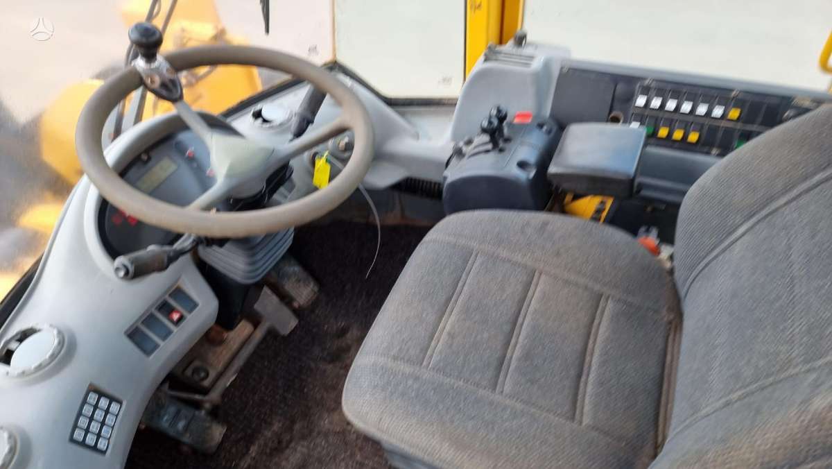 Volvo L150E, frontal loader