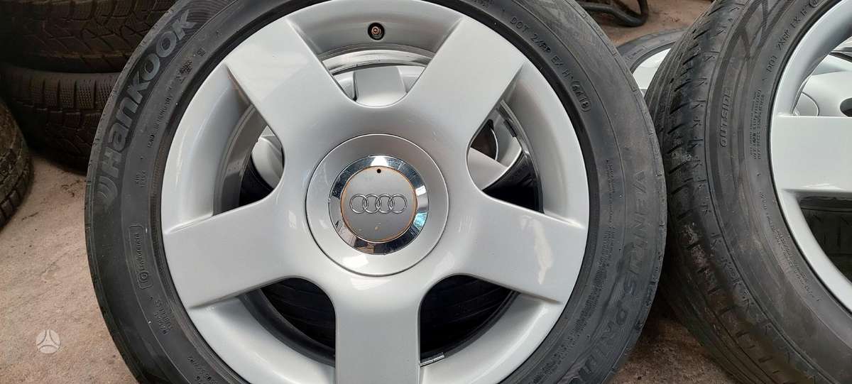 Audi, vieglmetāla, R16