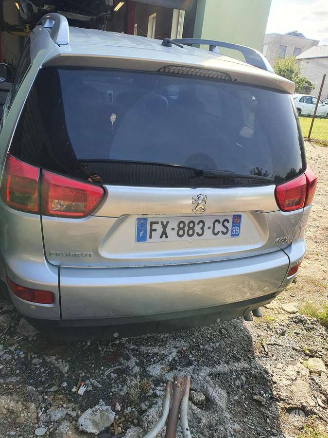 Peugeot 4007 dalimis