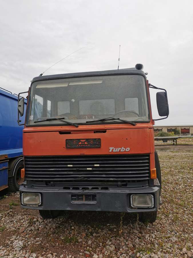 Iveco 260-30, trucks