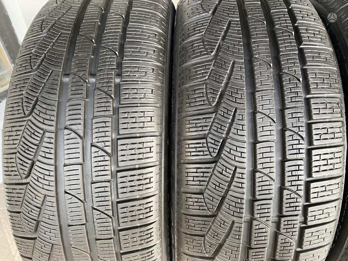 Pirelli Sottozero, winter 225/45 R18