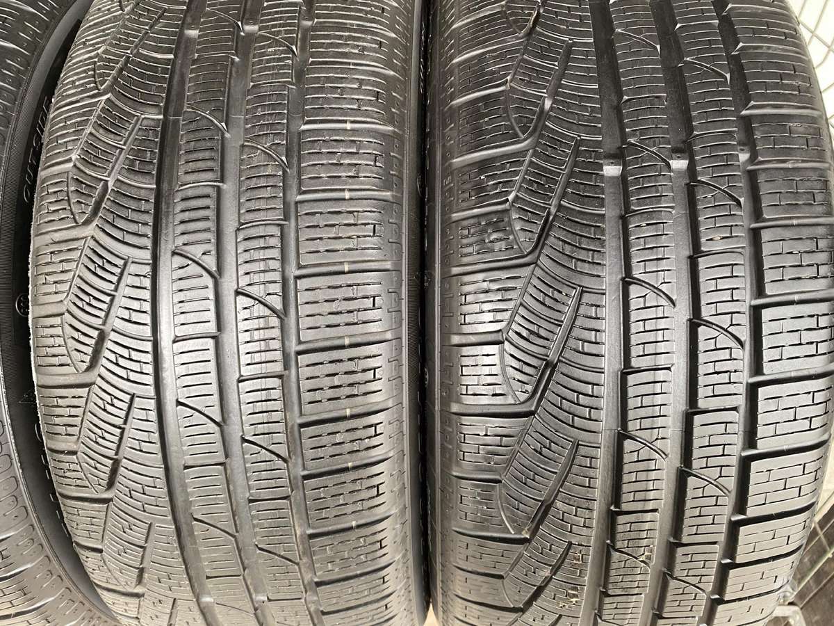Pirelli Sottozero, winter 225/45 R18