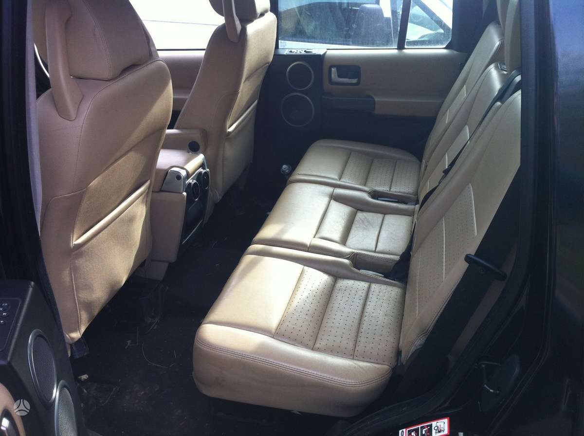 Land Rover Discovery dalimis. 2 7 dyzelis
