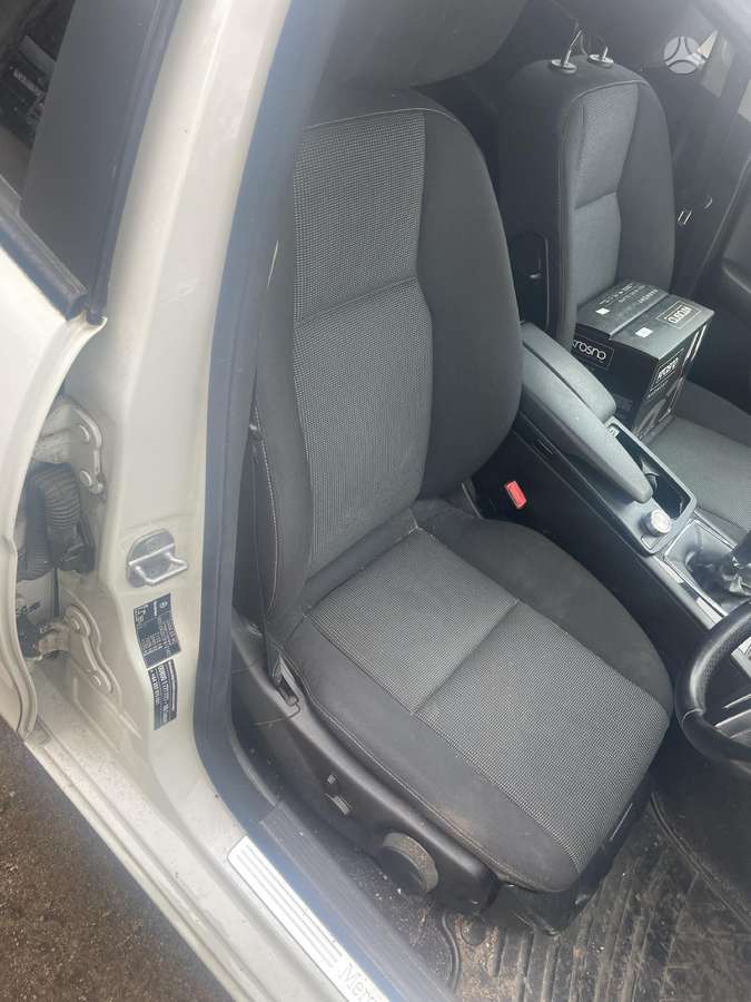 Mercedes-Benz C200