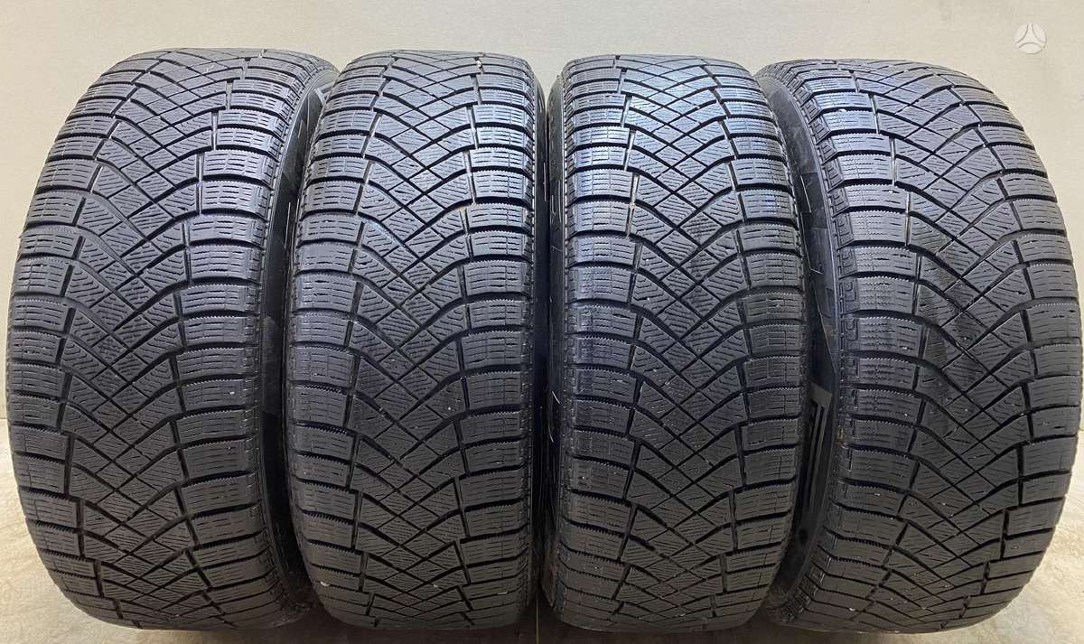 Pirelli Ice Zero, зимние 225/55 R18