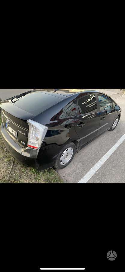 Toyota Prius, Хэтчбек