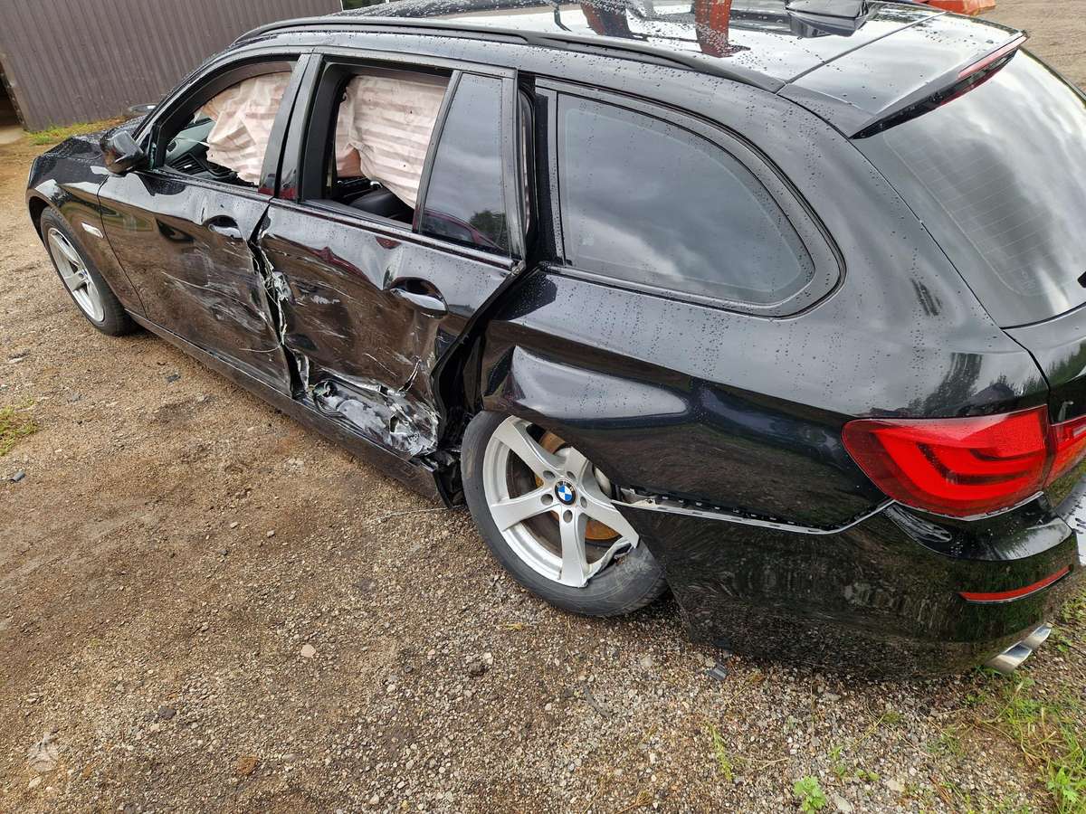 BMW 5 serija rezerves daļās