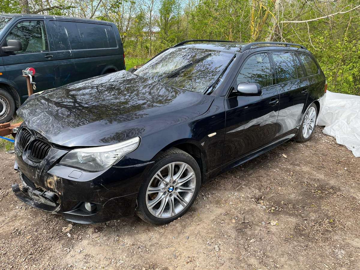 BMW 5 serija