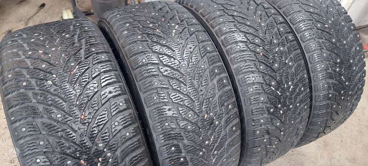 Nokian, зимние 235/45 R18