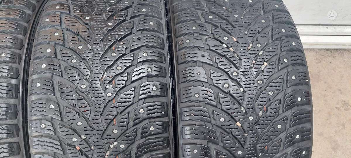 Nokian, зимние 235/45 R18
