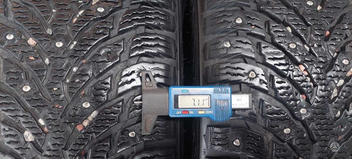 Nokian, зимние 235/45 R18
