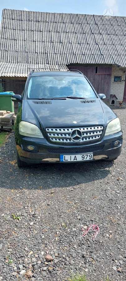 Mercedes-Benz ML320