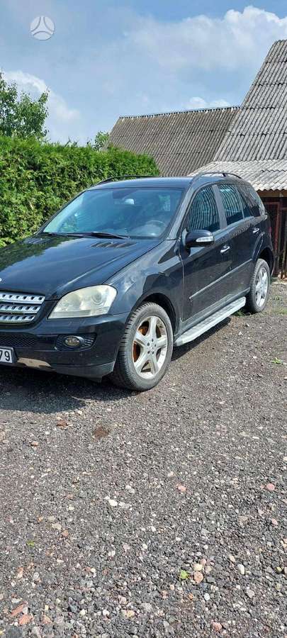 Mercedes-Benz ML320