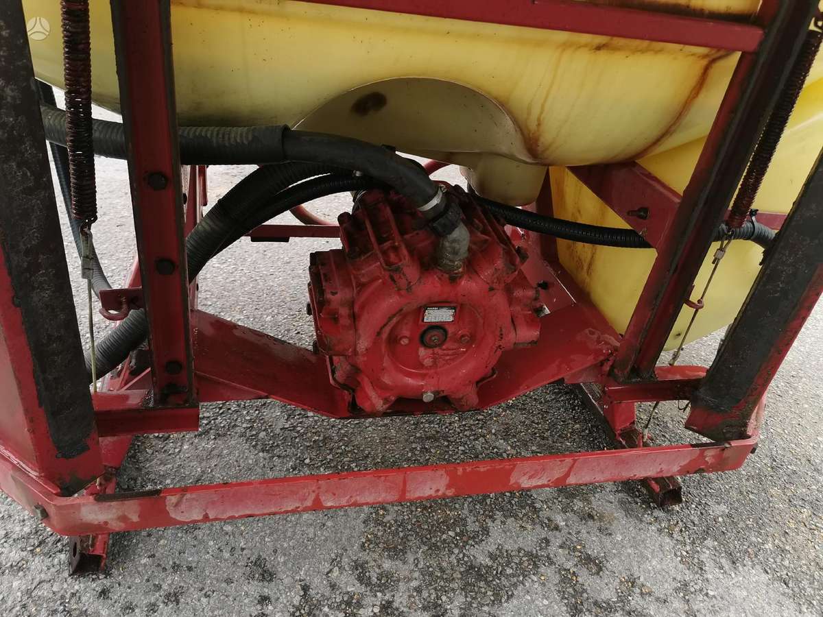 Hardi Mega, izsmidzinātāji