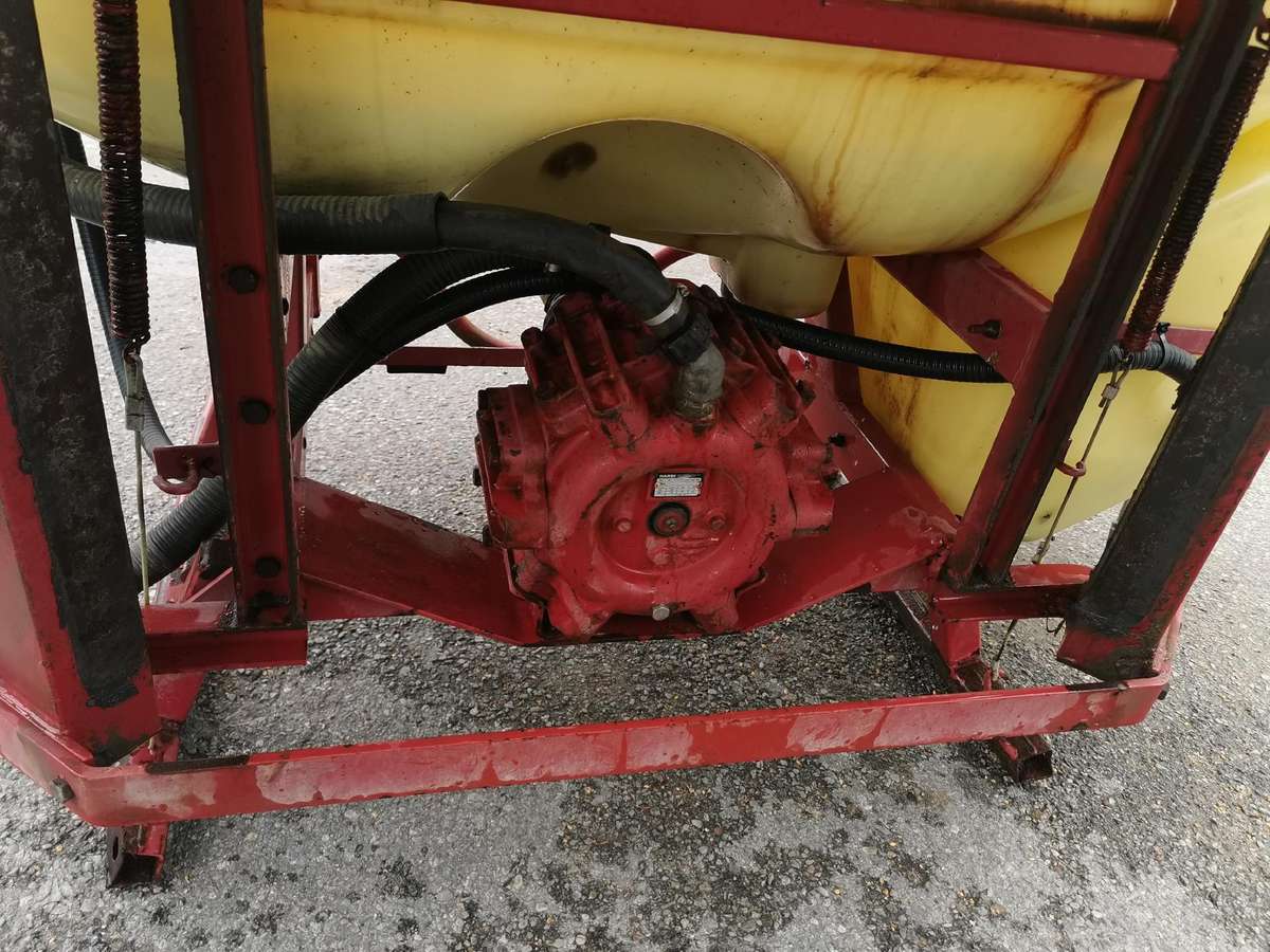 Hardi Mega, purkštuvai