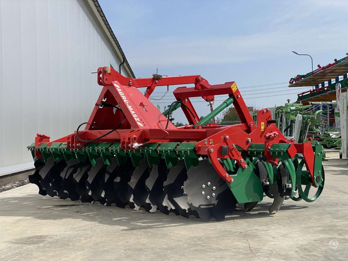 AGRO-MASZ AT30, scrapers, scrubbers