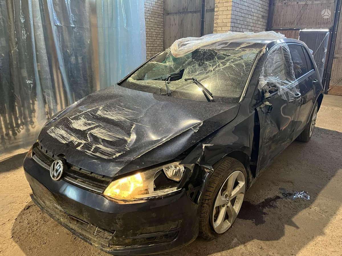 Volkswagen Golf for parts