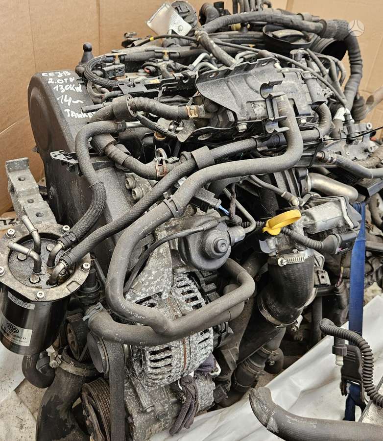 Volkswagen Touran, CFJB, injection system, engine