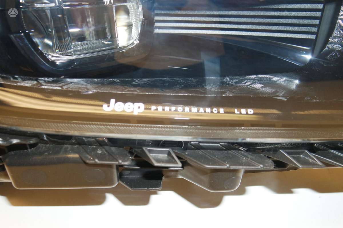 Jeep Avenger фары