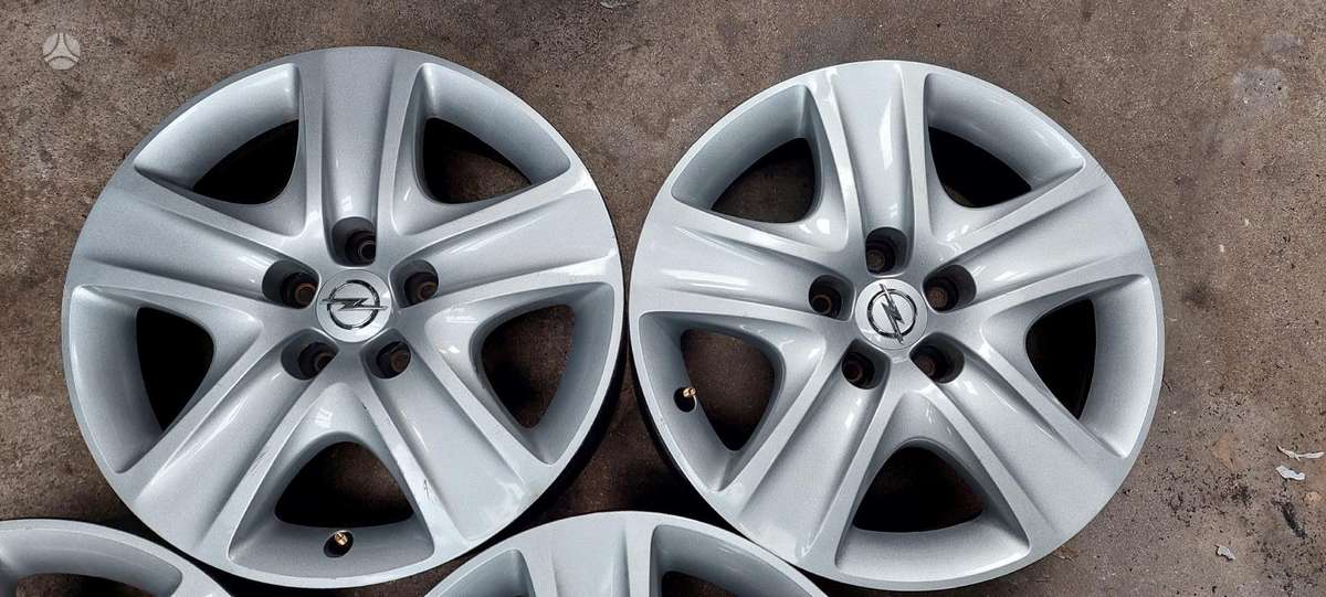 Opel, plieniniai štampuoti, R17