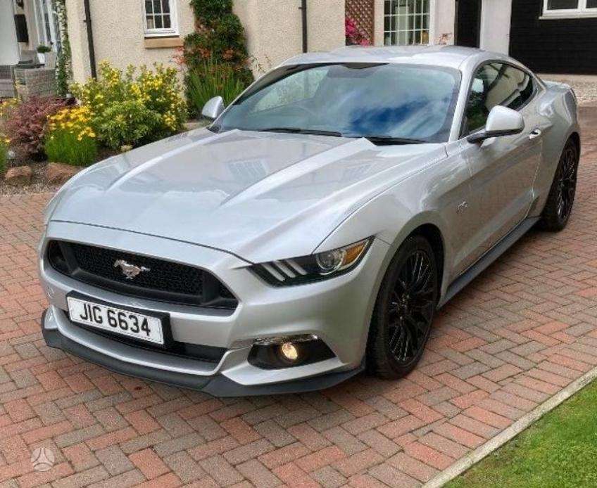 Ford Mustang Visos dalys yra