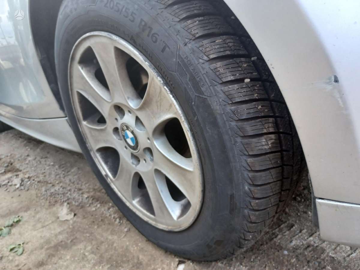 BMW 1 serija