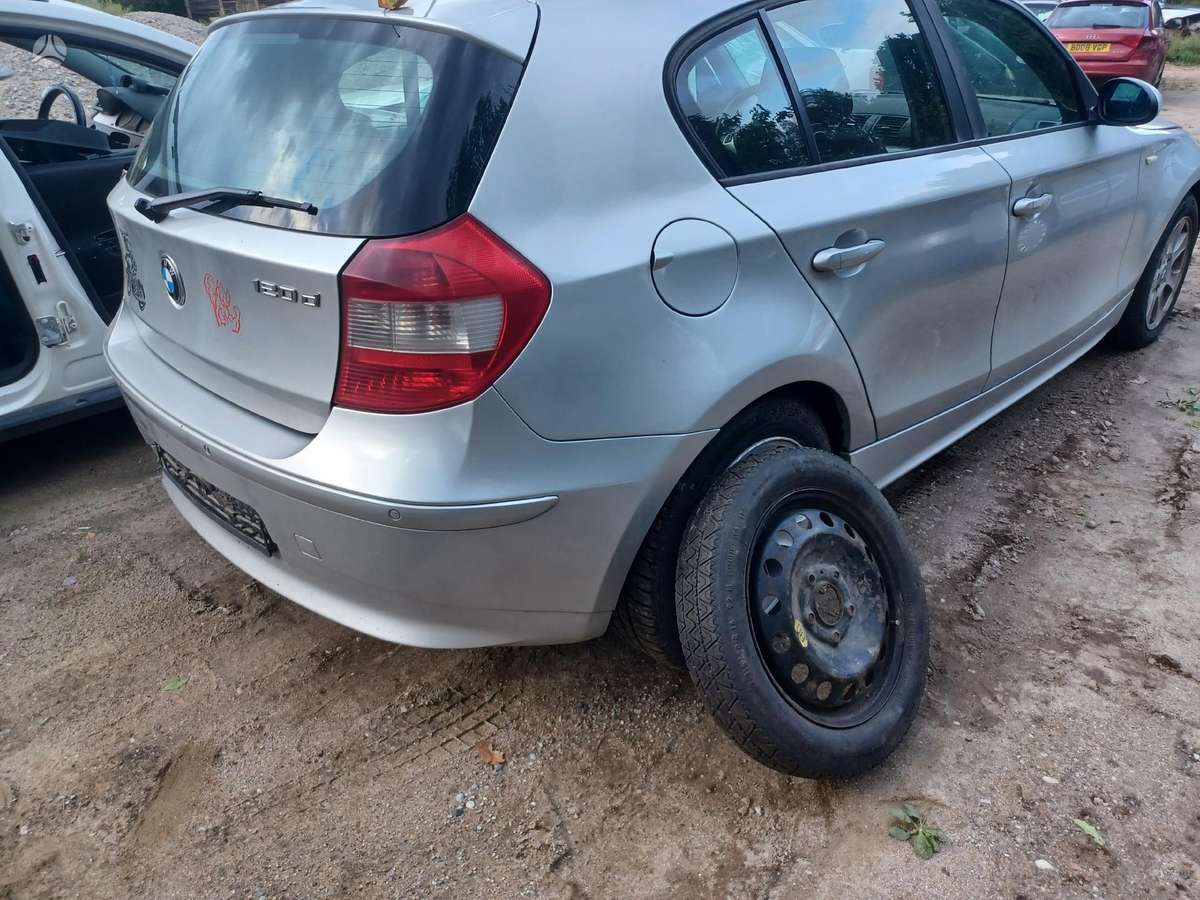 BMW 1 serija