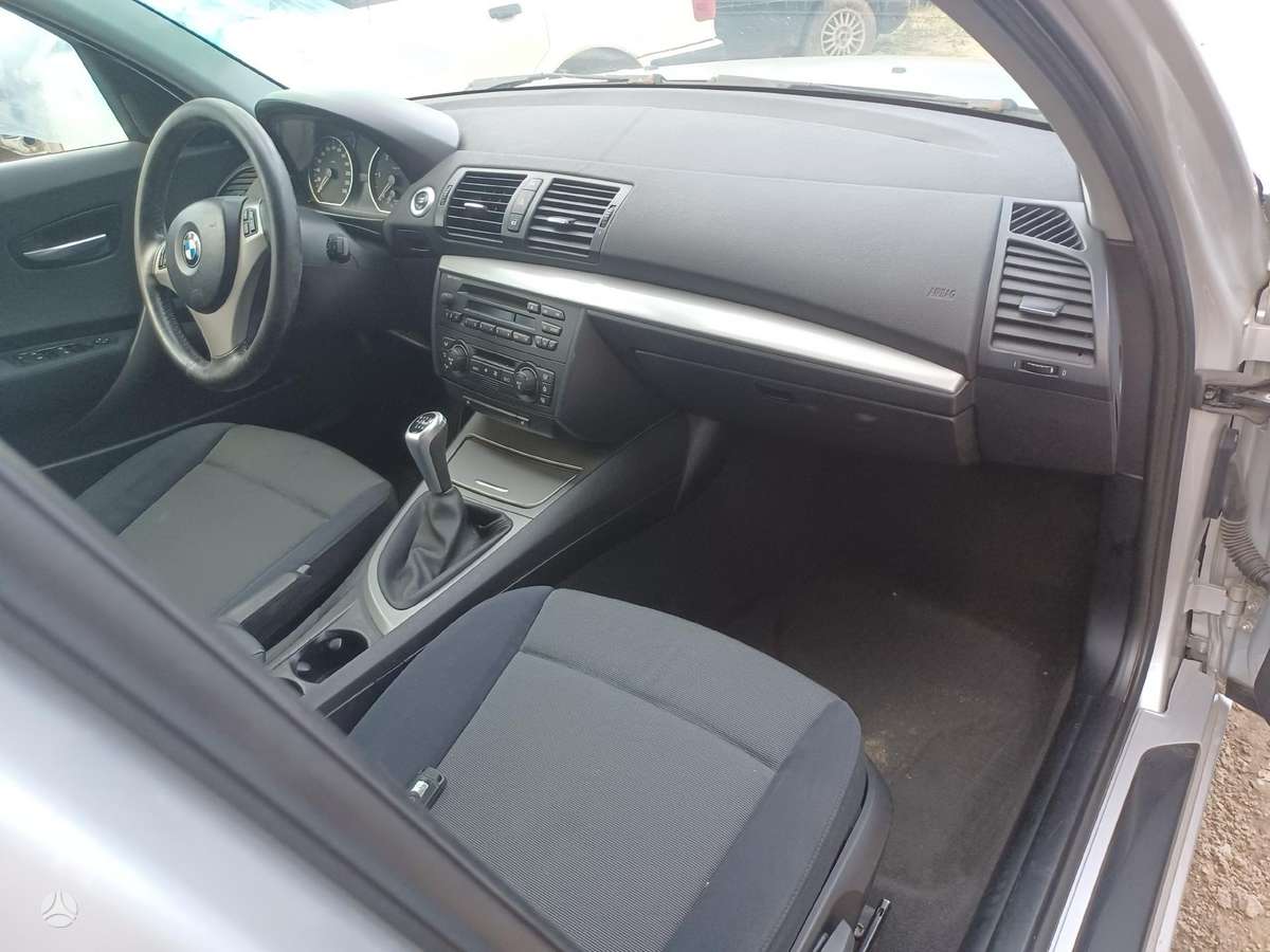 BMW 1 serija
