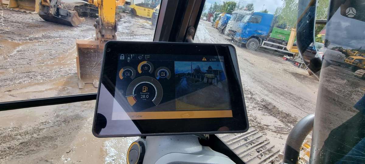 JCB 220X LC, excavator