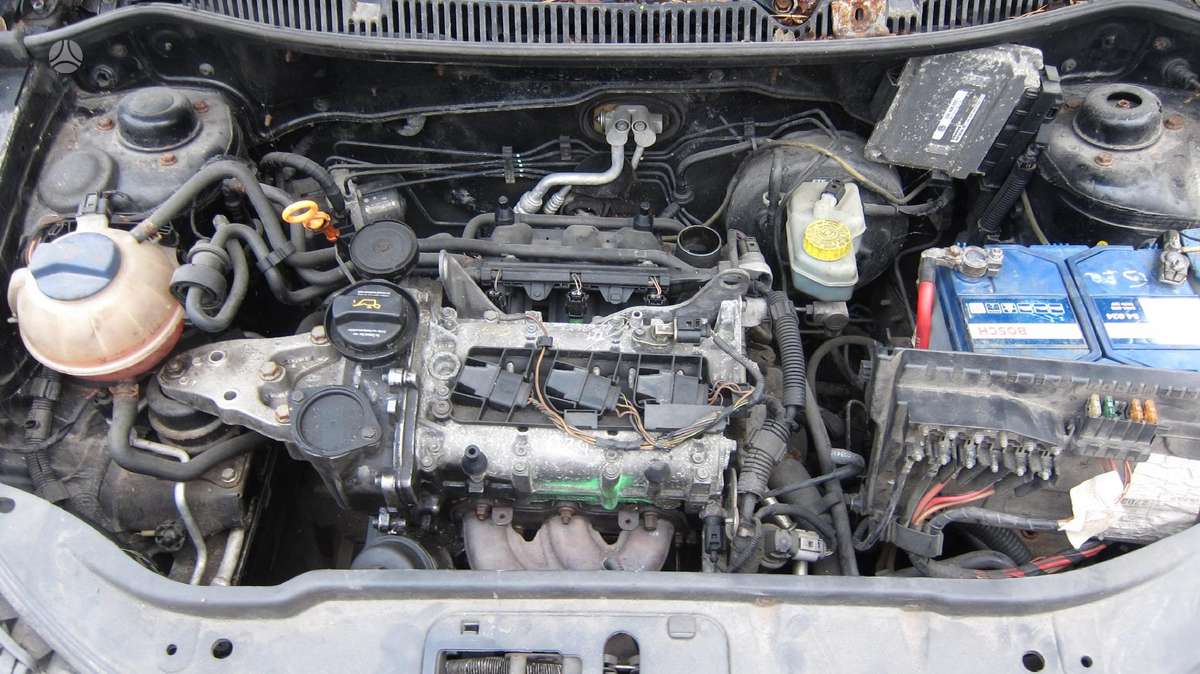 Volkswagen Polo Variklio kodas azq