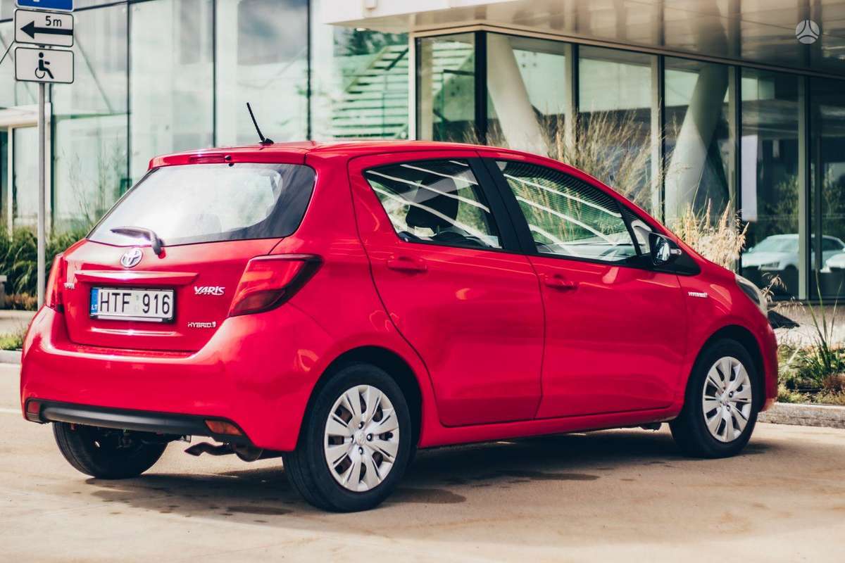 Toyota Yaris, 1.5 l., Хэтчбек