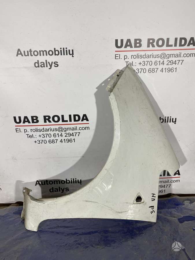 Mitsubishi Colt body parts