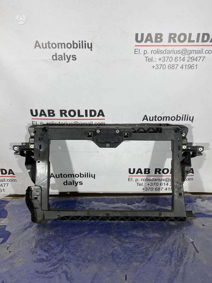 Mitsubishi Colt body parts