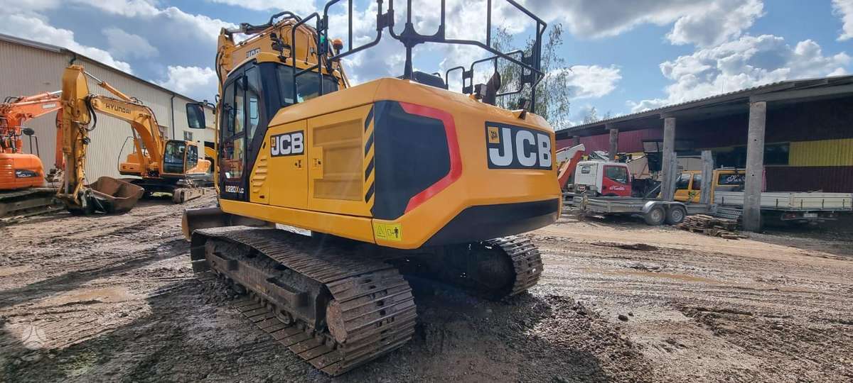 JCB 220X LC, ekskavatoriai