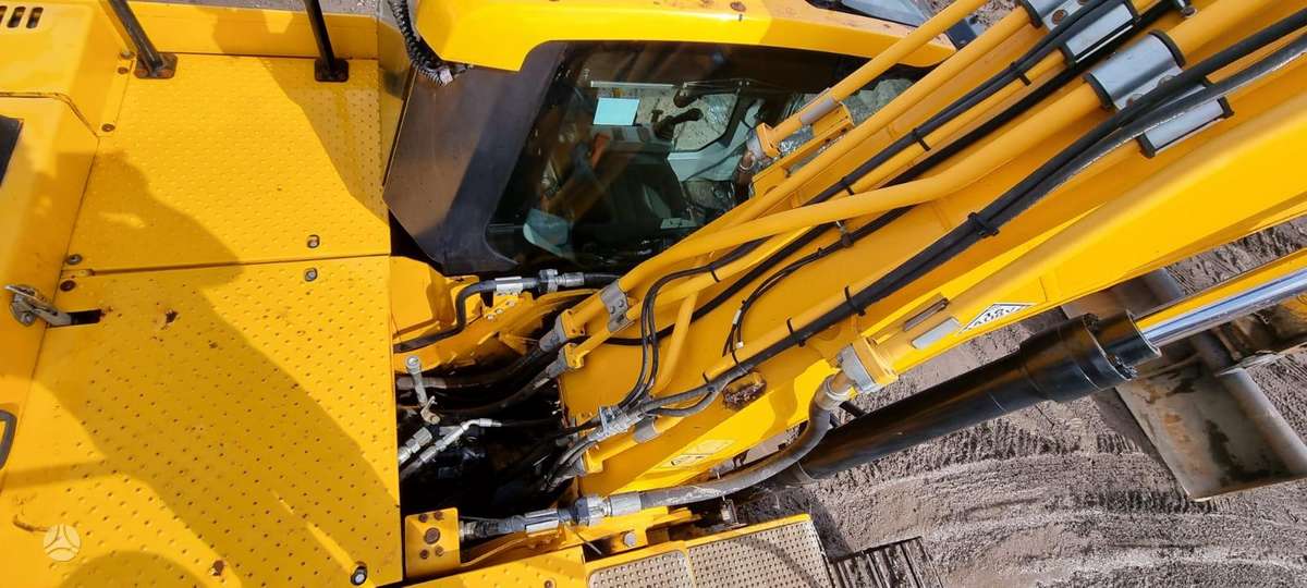 JCB 220X LC, ekskavatoriai