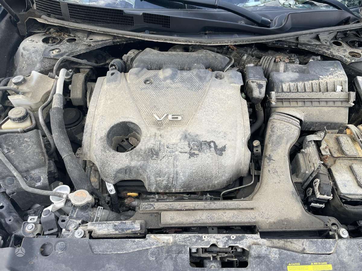 Nissan Maxima по частям