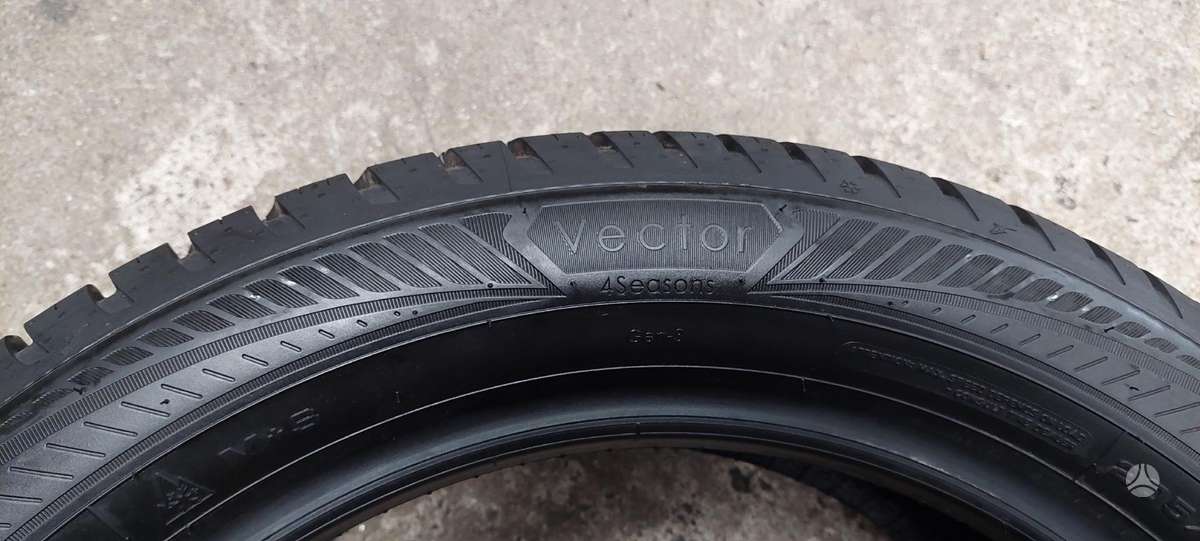 Goodyear, universalios 205/55 R17
