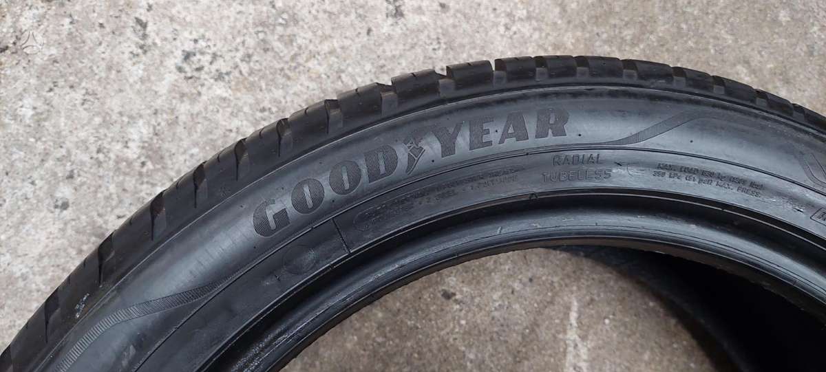 Goodyear, всесезонные 215/50 R18