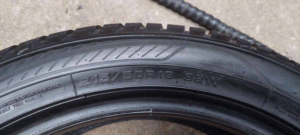 Goodyear, universalios 215/50 R18