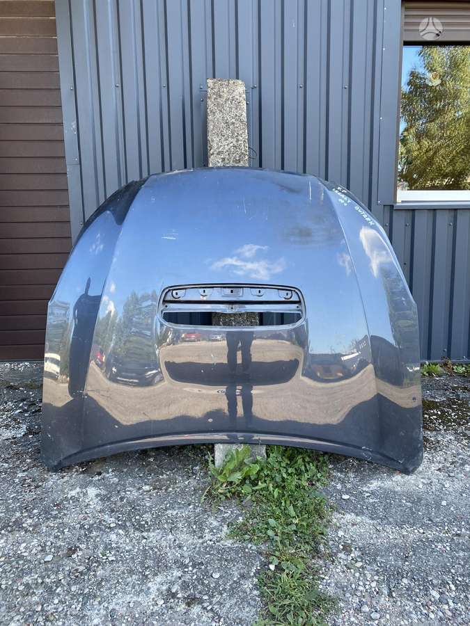 Subaru Legacy kėbulo dalys