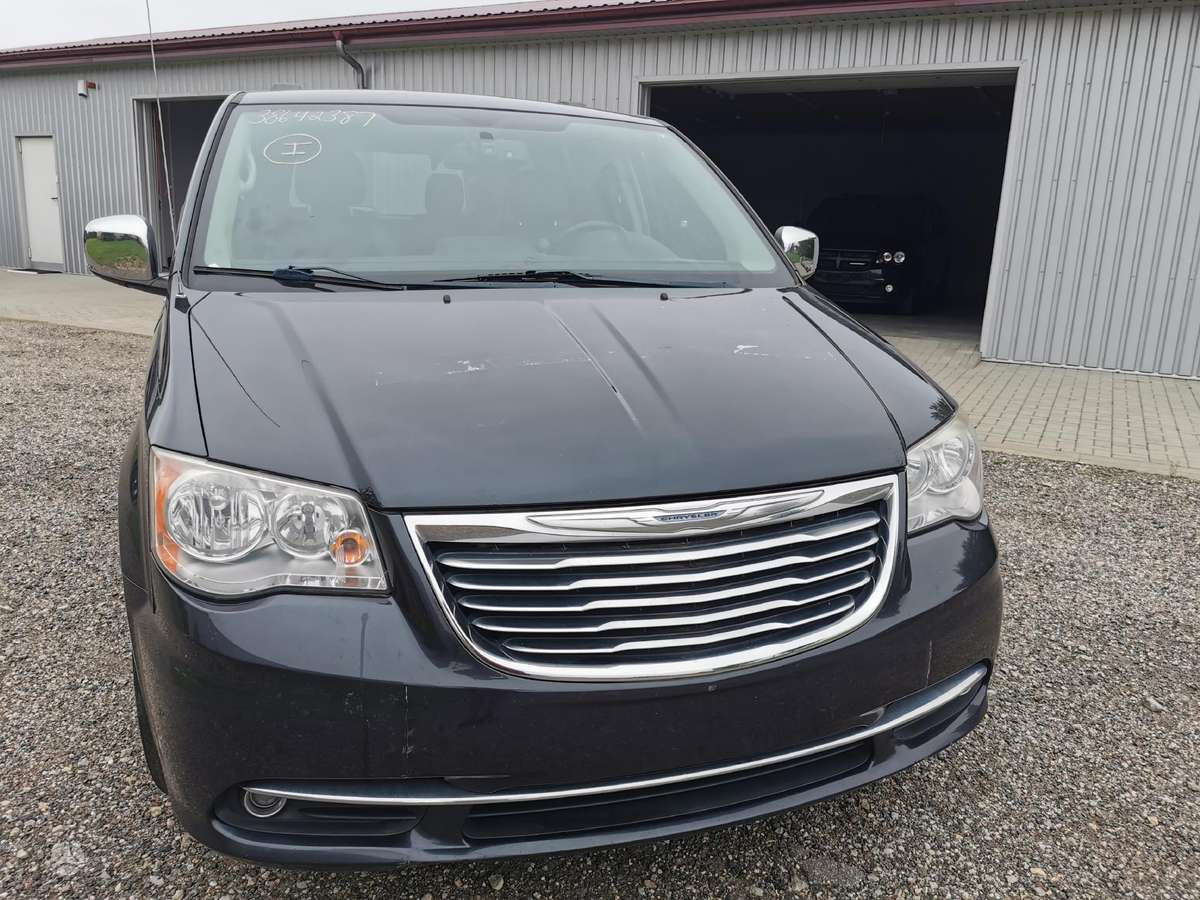 Chrysler Town & Country