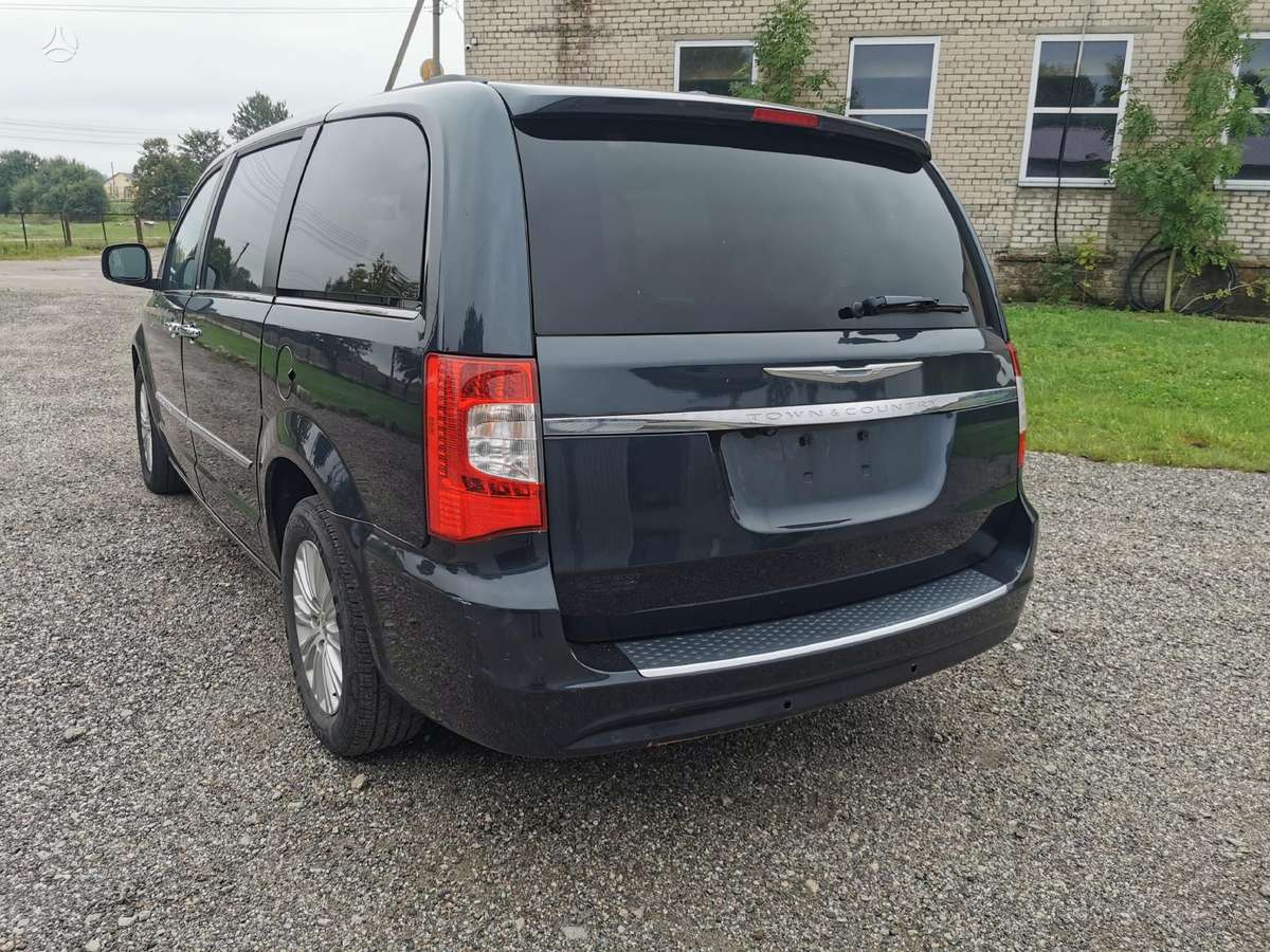 Chrysler Town & Country